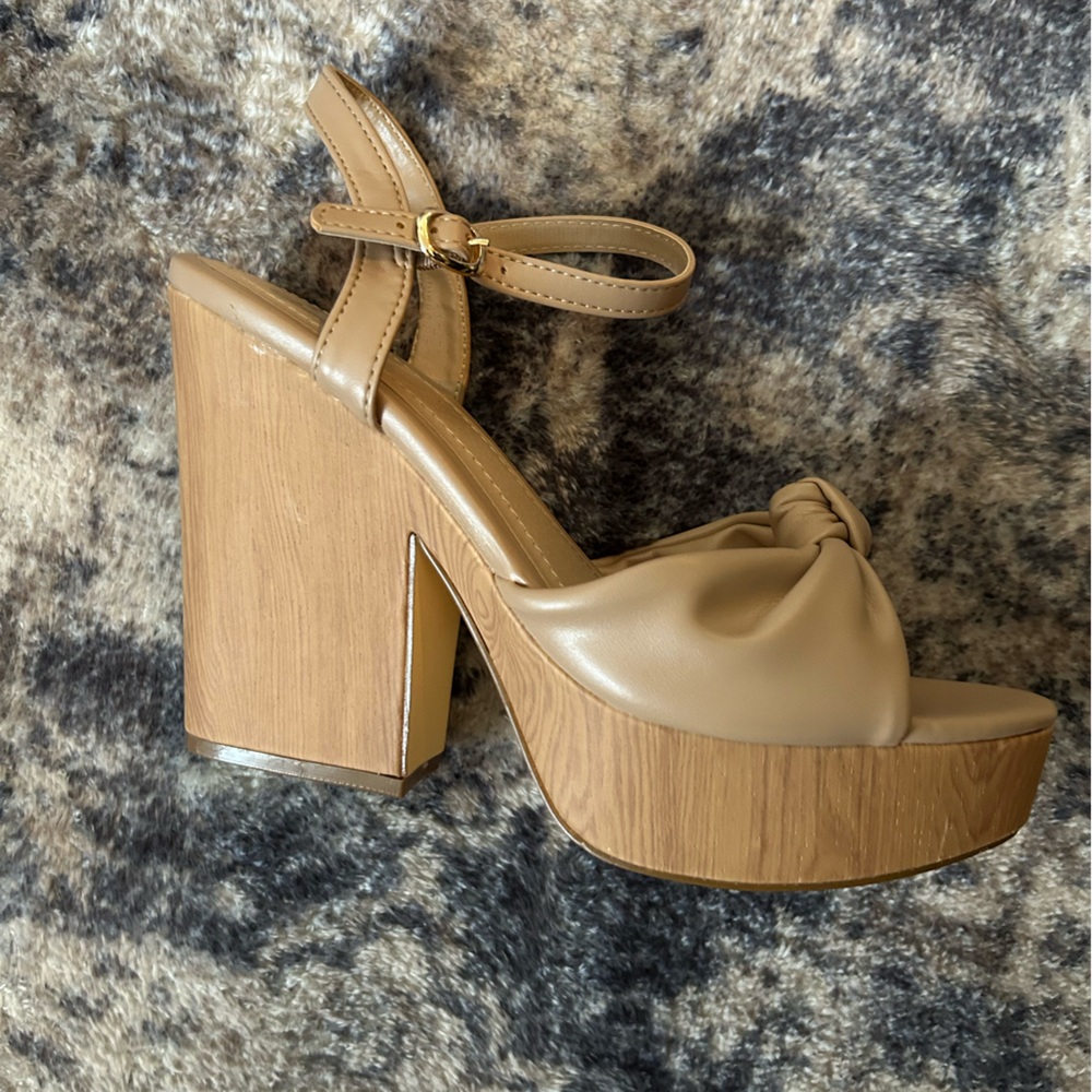Block platform heel summer sandal